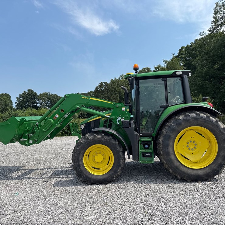 JOHN DEERE 6120M