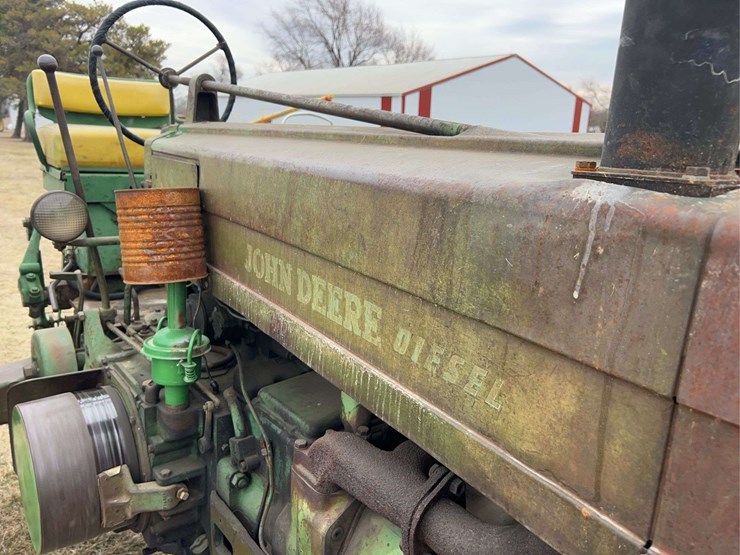 john-deere-70-image-11
