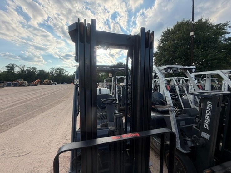 #2072-•-toyota-8fgcu3d-forklift-image-8