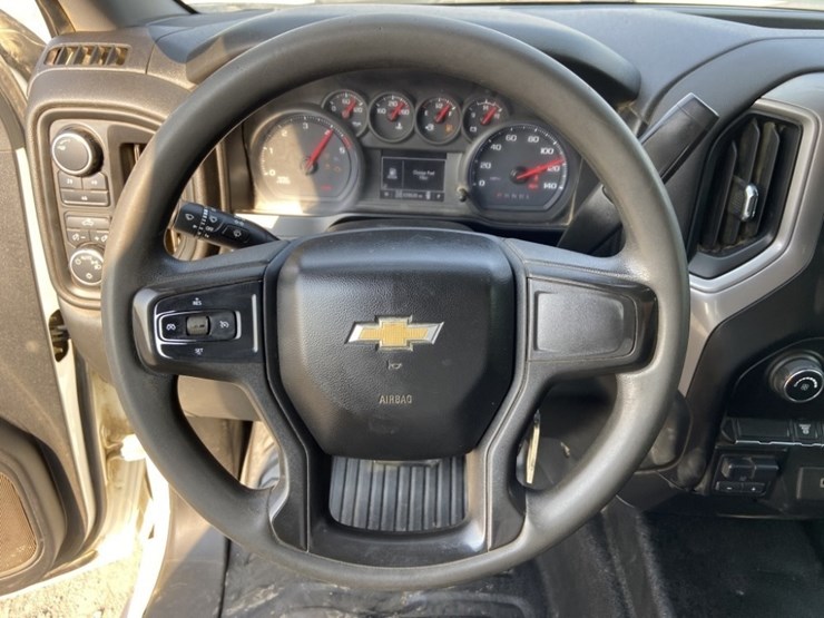 2020-chevrolet-silverado-2500-image-18
