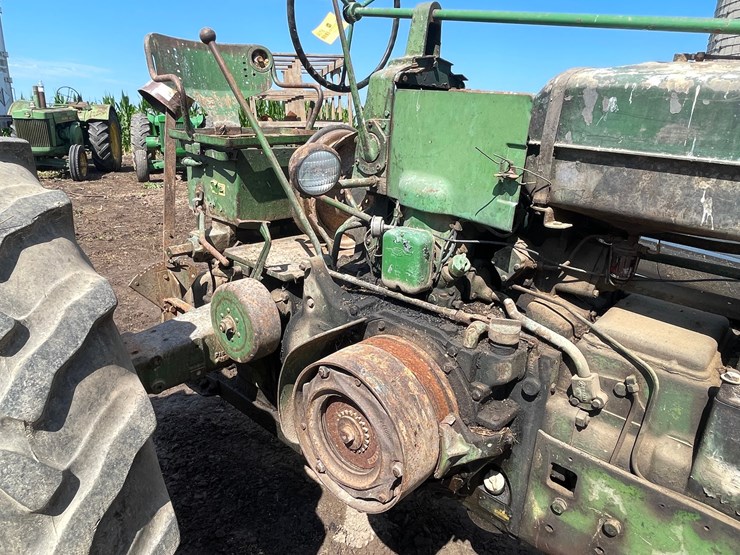 john-deere-70-image-22