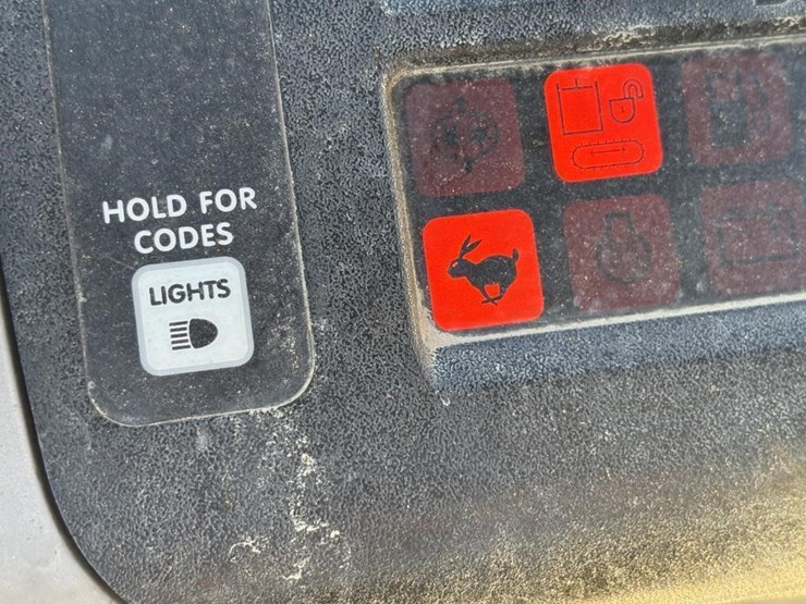 2004-bobcat-331g-image-51