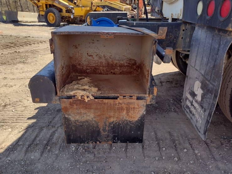 kenworth-t800-image-39