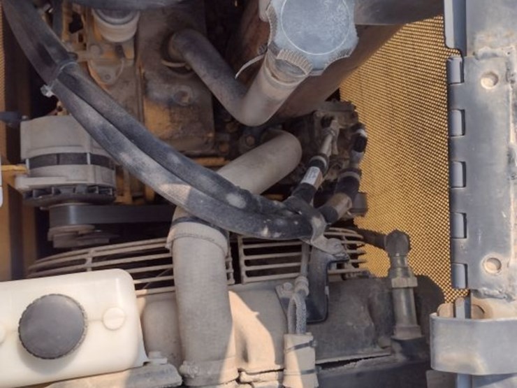 deere-550h-lt-image-33