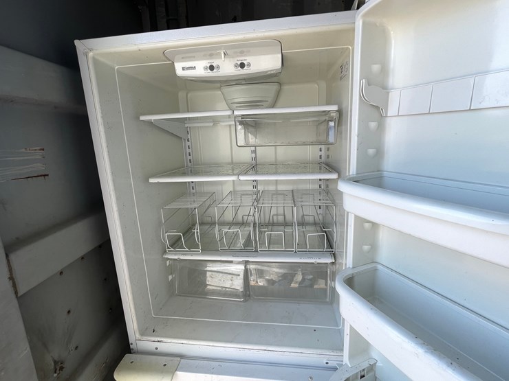 #4709-•-kenmore-fridge-and-freezer-image-5