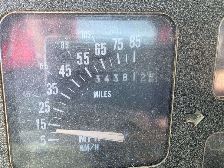1990-international-dt466-image-51