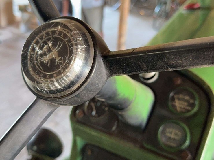 john-deere-530-image-44