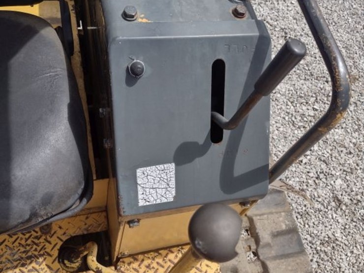 komatsu-d20p-image-9