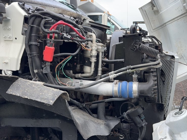 2005-caterpillar-c7-image-22