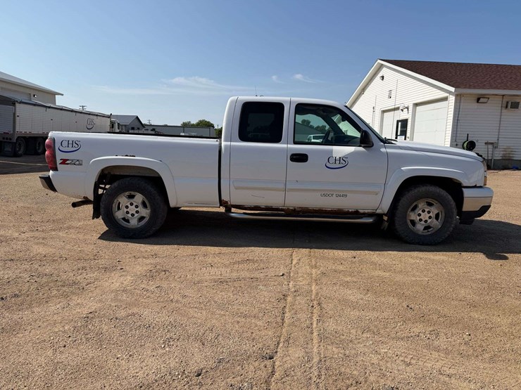 2006-chevrolet-1500-image-6