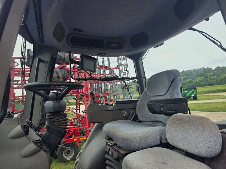 2006-new-holland-tg255-image-55