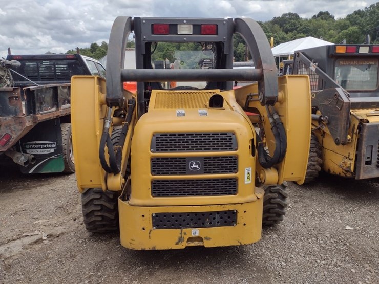 john-deere-270-image-6
