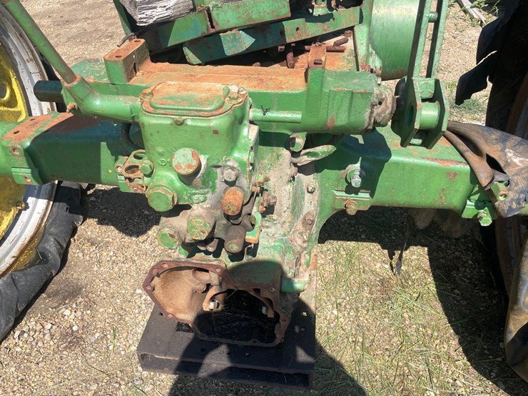 john-deere-70-image-18