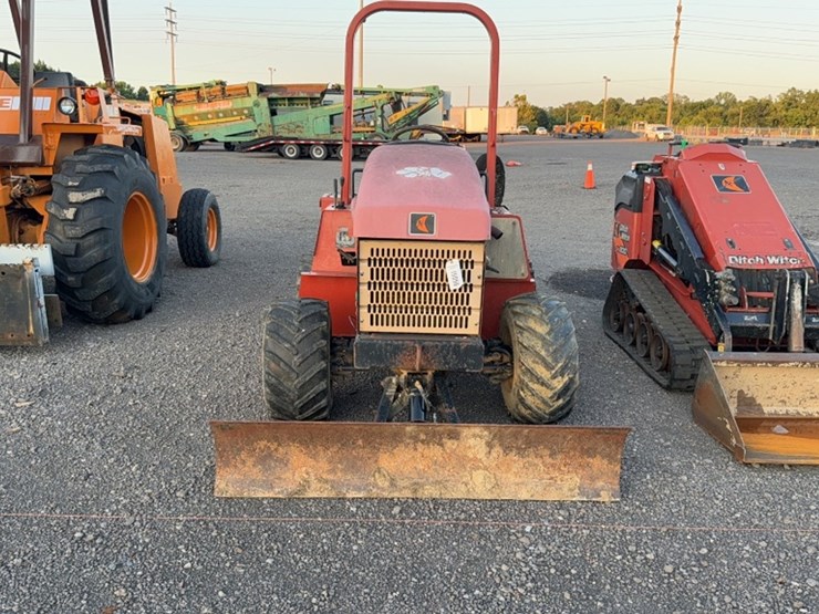 2007-ditch-witch-rt40-image-2