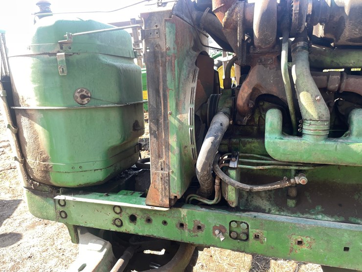 john-deere-4520-image-12