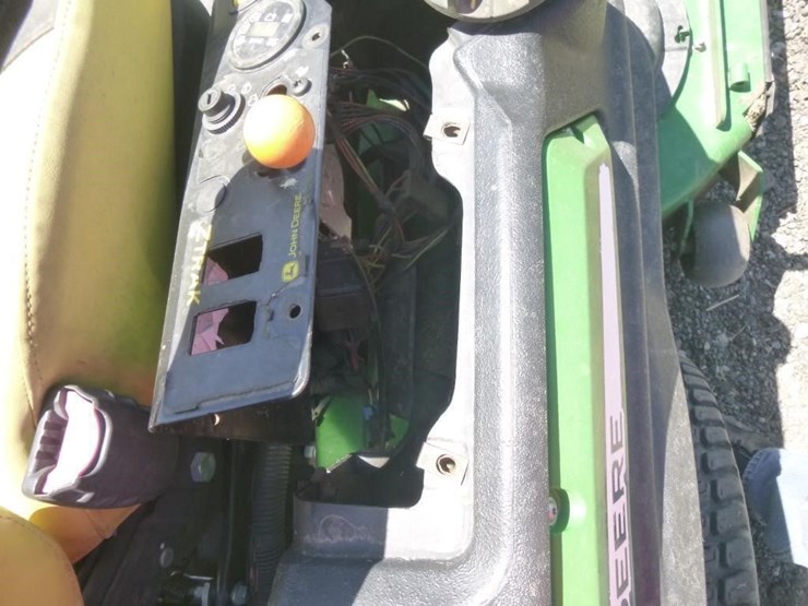 2021-john-deere-z994r-image-12