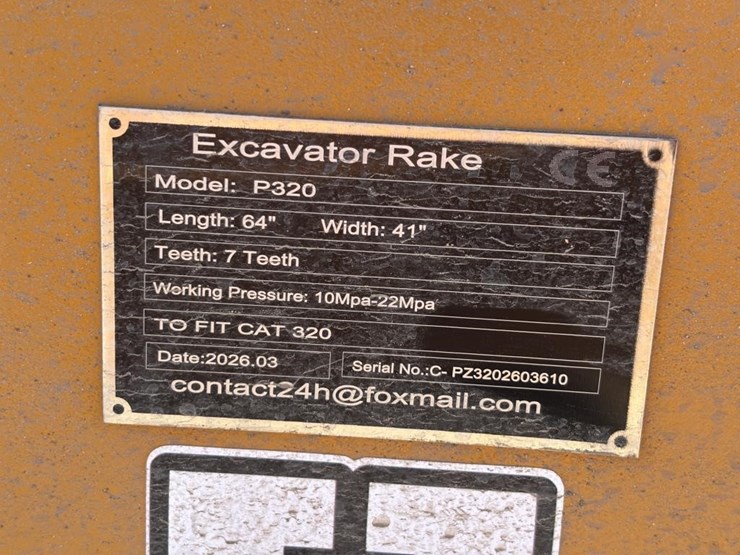 caterpillar-320-image-7