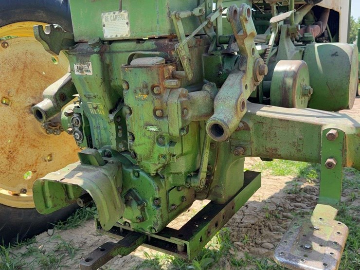 john-deere-630-image-40