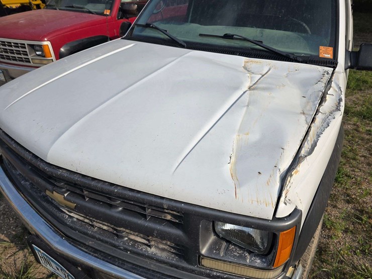 1999-chevrolet-silverado-2500-image-33