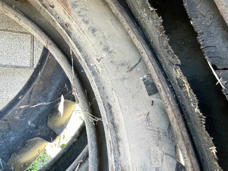 #4696-•-(5)-tractor-tires-image-17