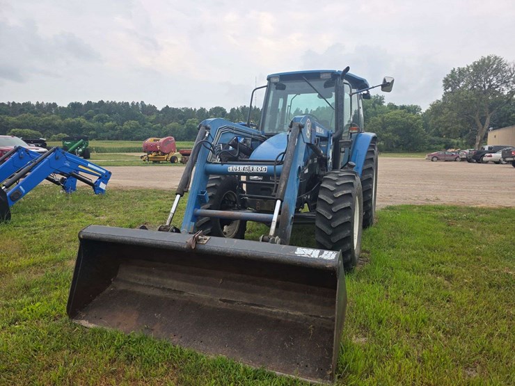 2002-new-holland-tl100-image-3
