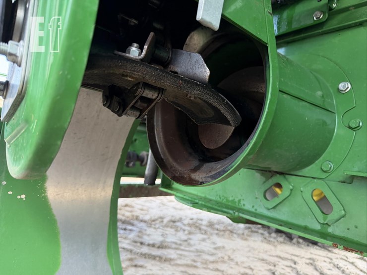 2020-john-deere-s790-image-47