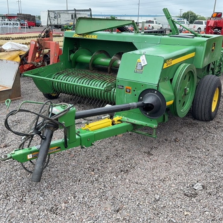 JOHN DEERE 348