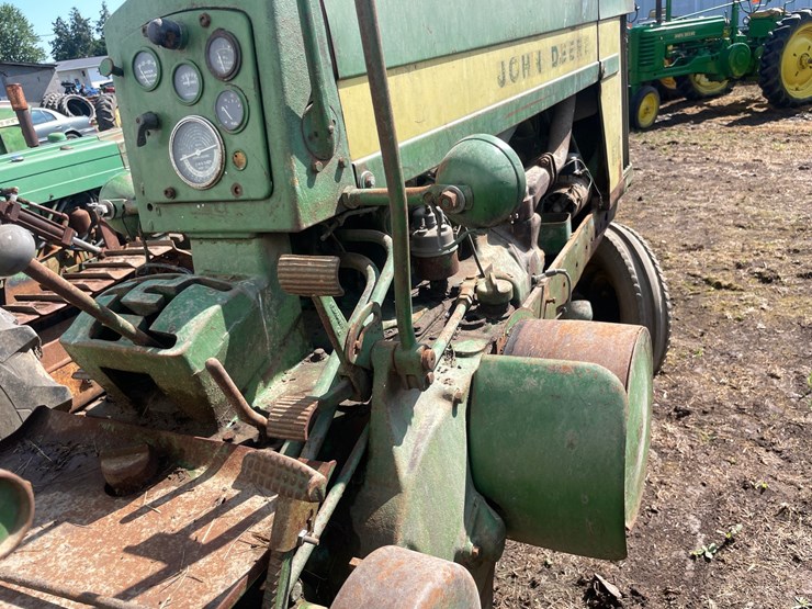 john-deere-620-image-11
