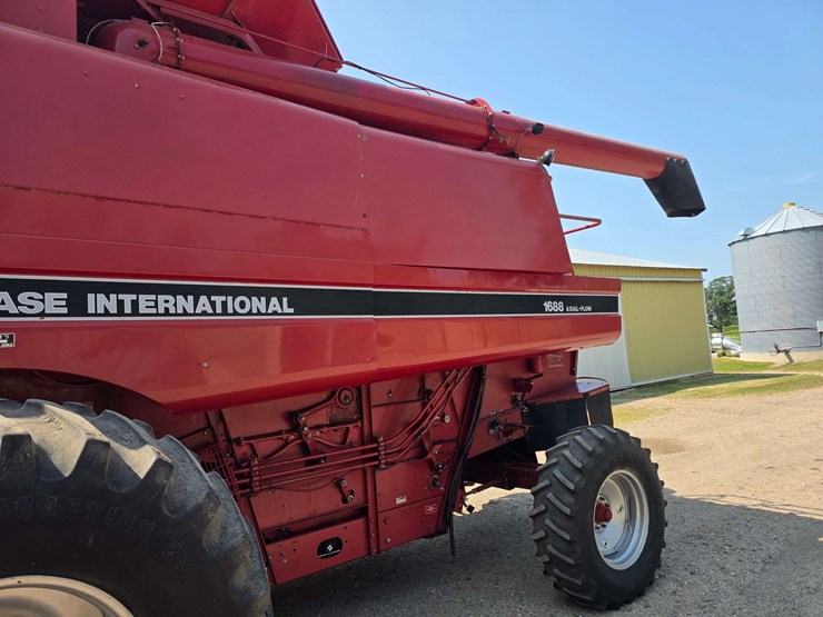1994-case-ih-1688-image-29