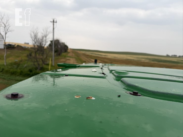 2012-john-deere-7230r-image-46