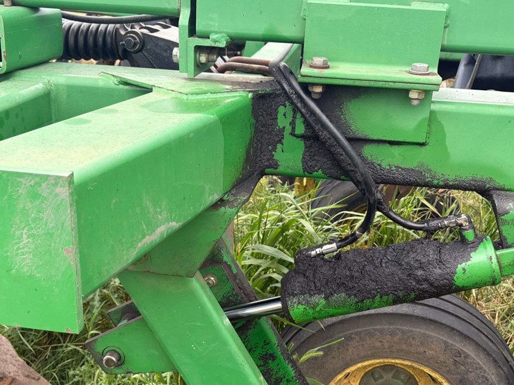 john-deere-2700-image-20