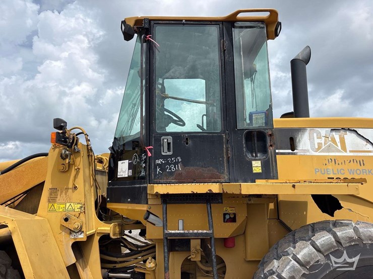 caterpillar-938g-image-25