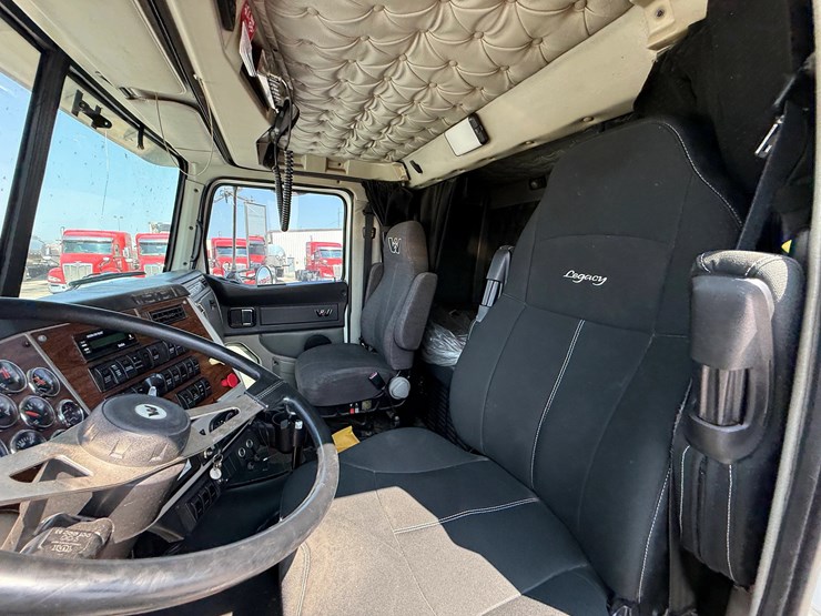 2012-western-star-4900-image-24