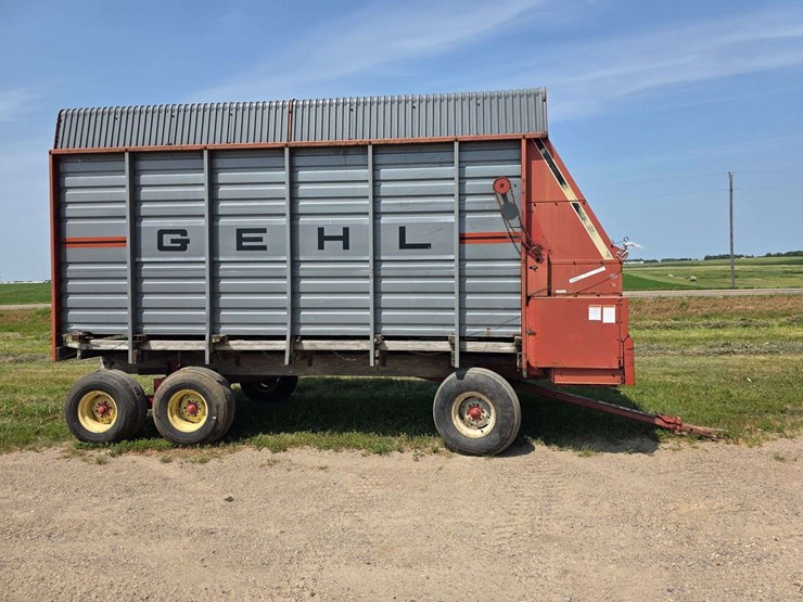 gehl-970-image-5