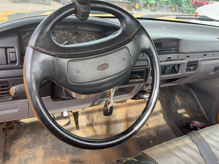 1997-ford-f350-image-14