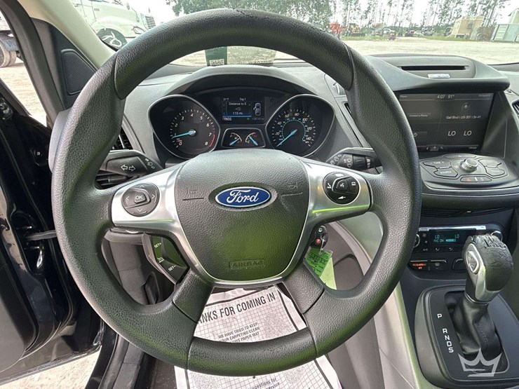 2015-ford-escape-image-13
