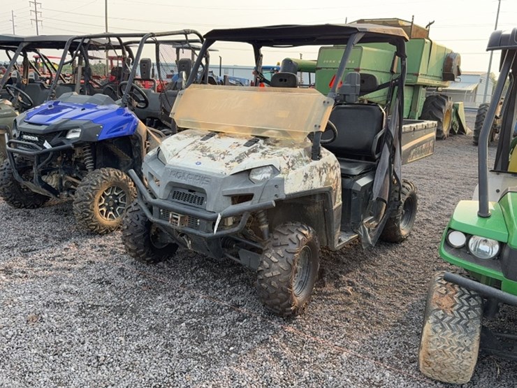 2013-polaris-ranger-image-1