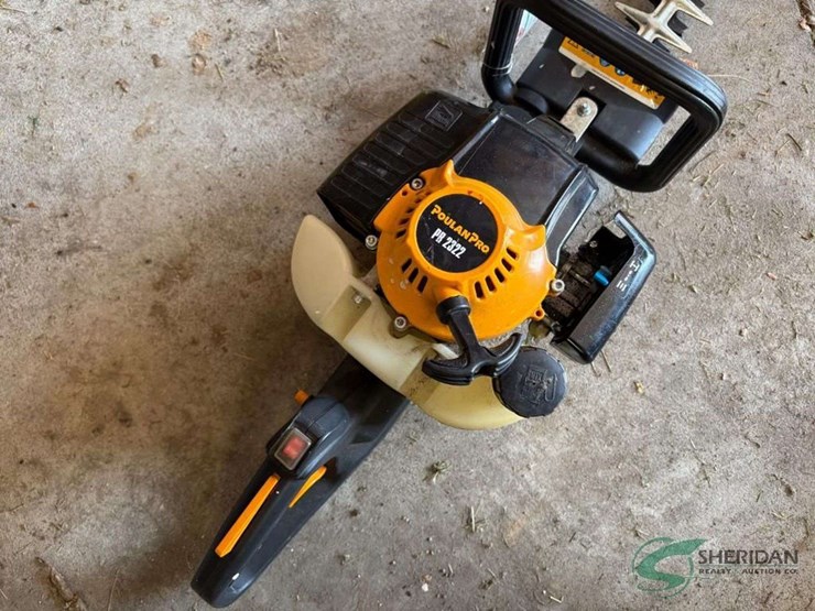 poulan-pb2322-gas-hedge-trimmer-image-4