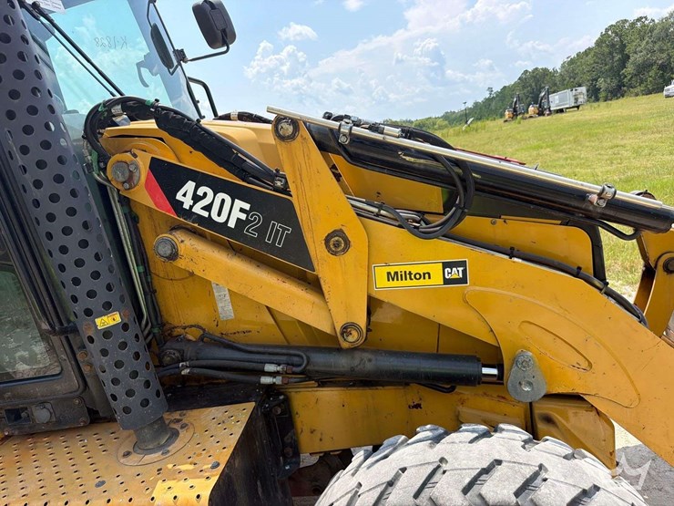 caterpillar-420f2-it-4x4-extendahoe-loader-backhoe-image-26