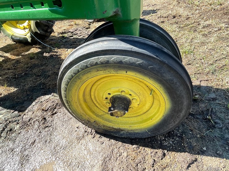 john-deere-b-image-23
