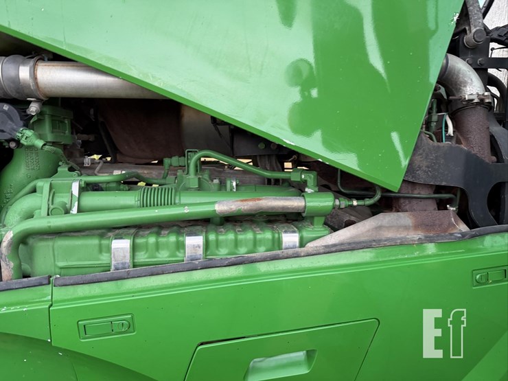 2012-john-deere-7230r-image-40