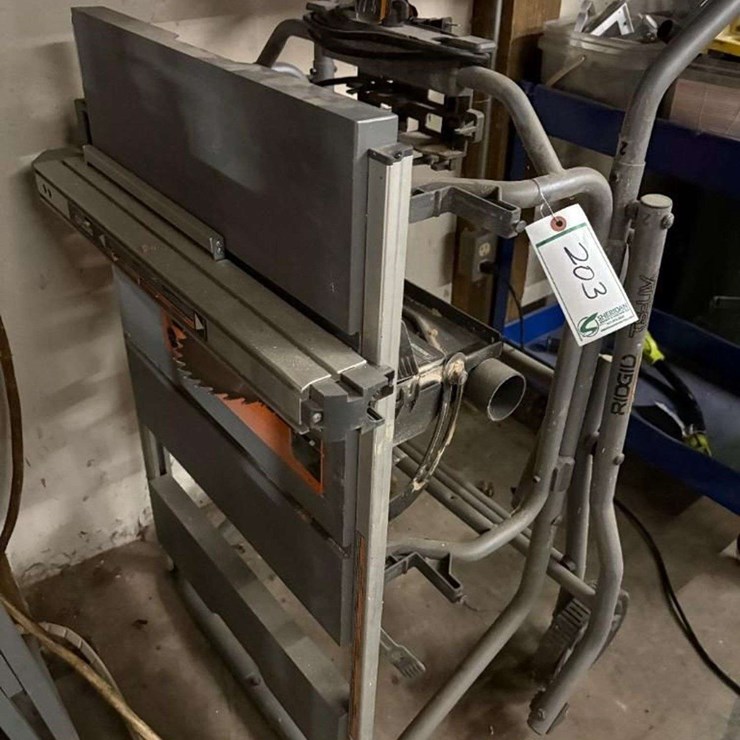 Rigid Portable Table saw