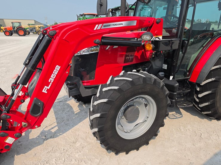 2021-massey-ferguson-4710-image-7