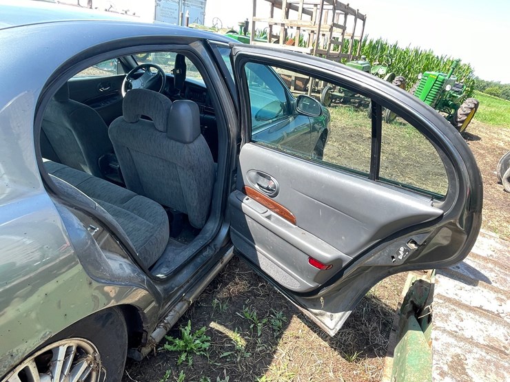 #4682-•-2005-buick-lesabre-(no-title,-for-parts)-image-26