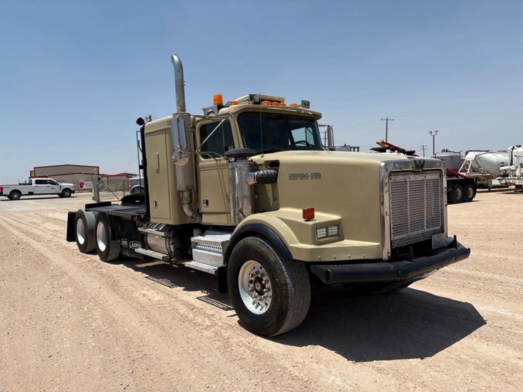 1995-western-star-4900-image-1
