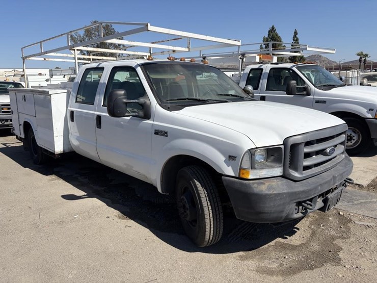 2004-ford-f350-image-2