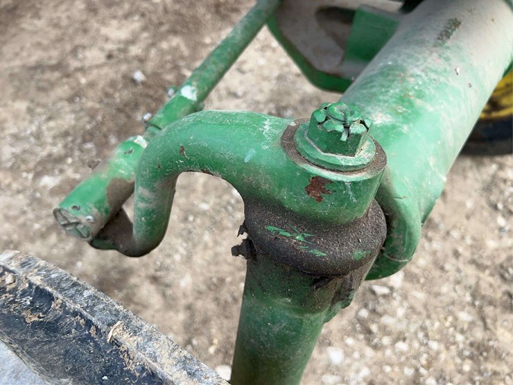 john-deere-70-image-21