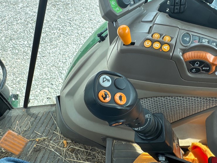 john-deere-5100r-image-12