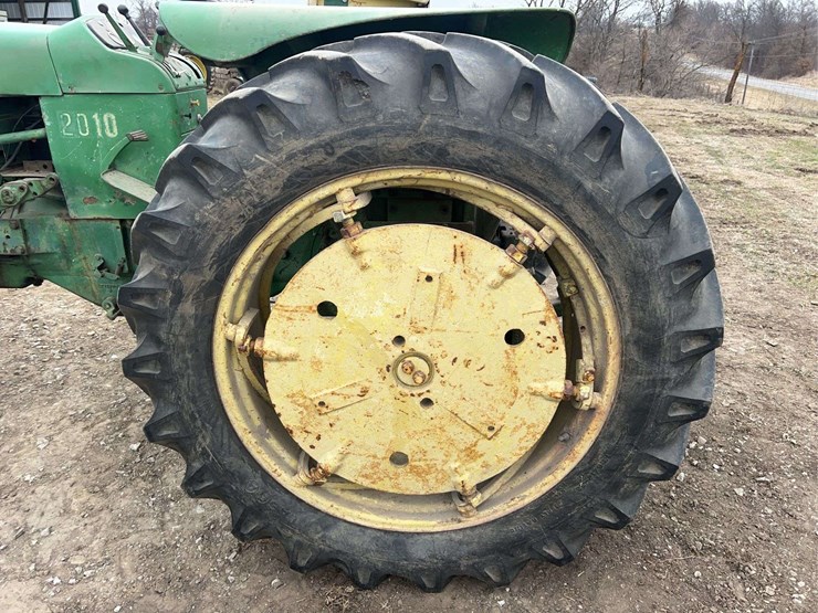 2010-john-deere-2010-image-52