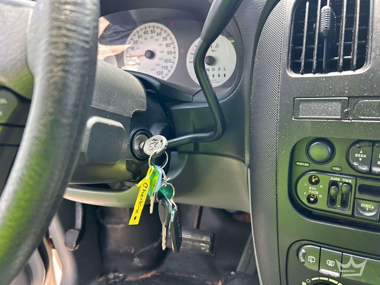 2005-dodge-caravan-image-17
